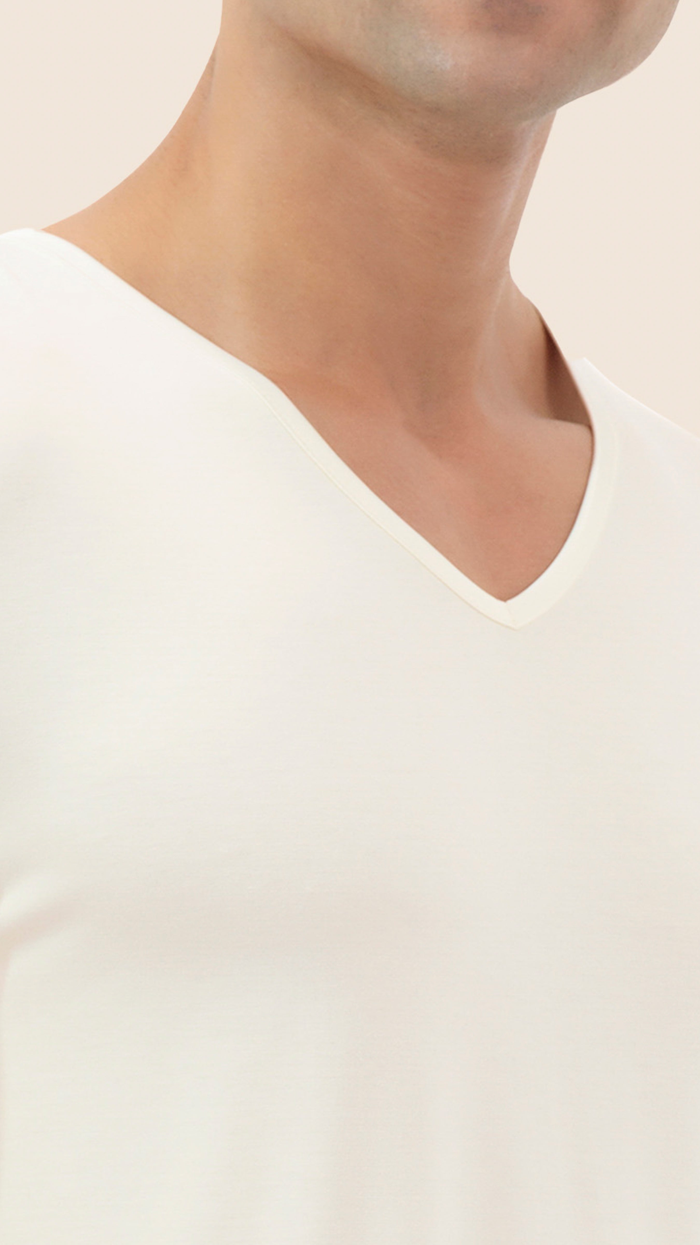 Flow V-Neck T-Shirt Men